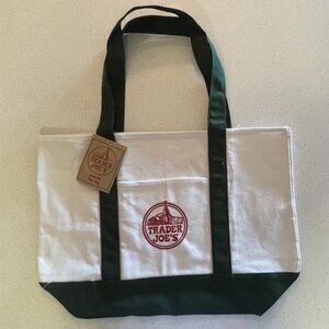 Trader Joe’s Limited Edition Seasonal Green Tote – Full Size